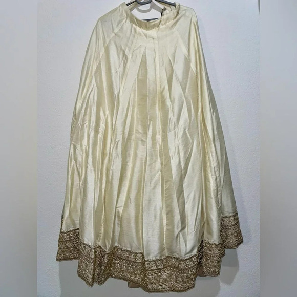 Designer Wedding Dress - Pakistani/Indian - Picture 6 of 7